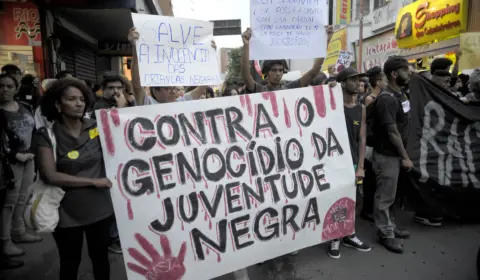Com ameaça e chantagem, EUA minam ação do Brasil em defesa da população negra
