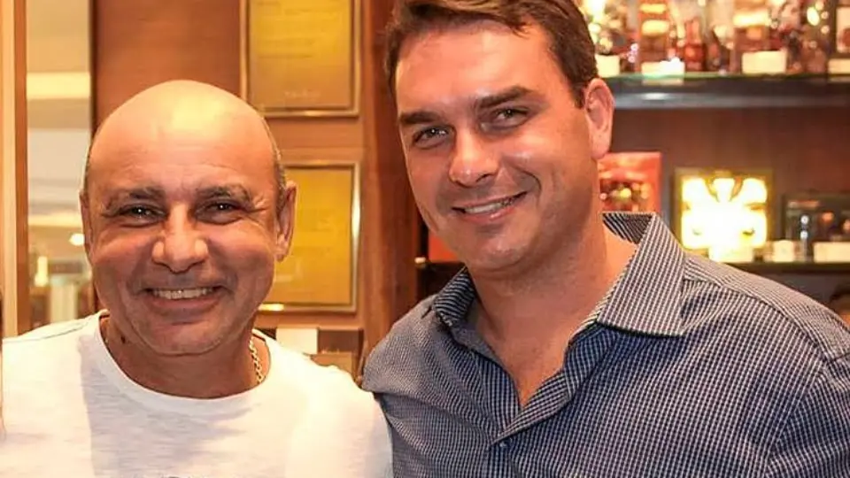 Queiroz fala de ‘ingratidão’ do clã Bolsonaro e avisa: ‘O castigo vem a cavalo’