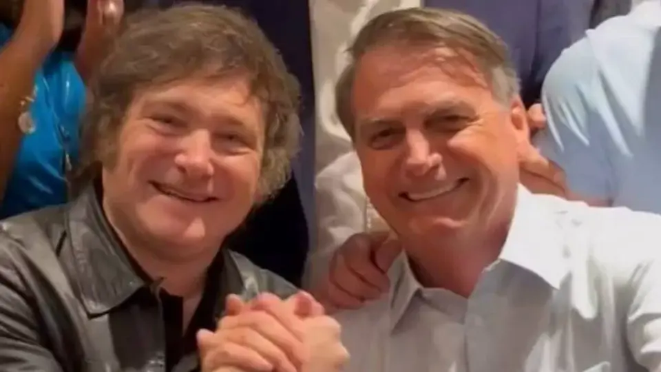 Bolsonaro elaborou minuta para pedir asilo político ao governo argentino, aponta relatório da PF