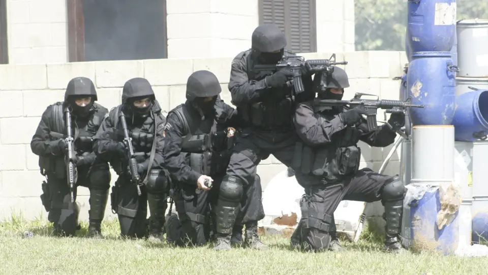 Policiais do Bope da PM-RJ vão usar câmeras em fardas a partir desta segunda