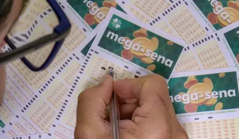 Mega-Sena vai pagar R$ 65 milhões e sorteio acontece hoje; saiba como jogar