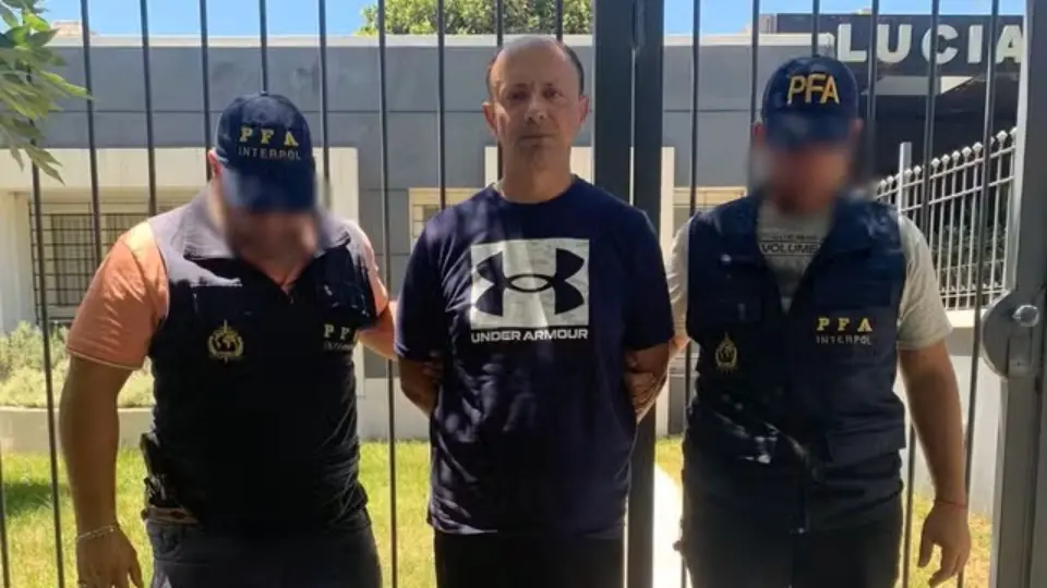 Acusado de vender armas para facções criminosas brasileiras é preso na Argentina