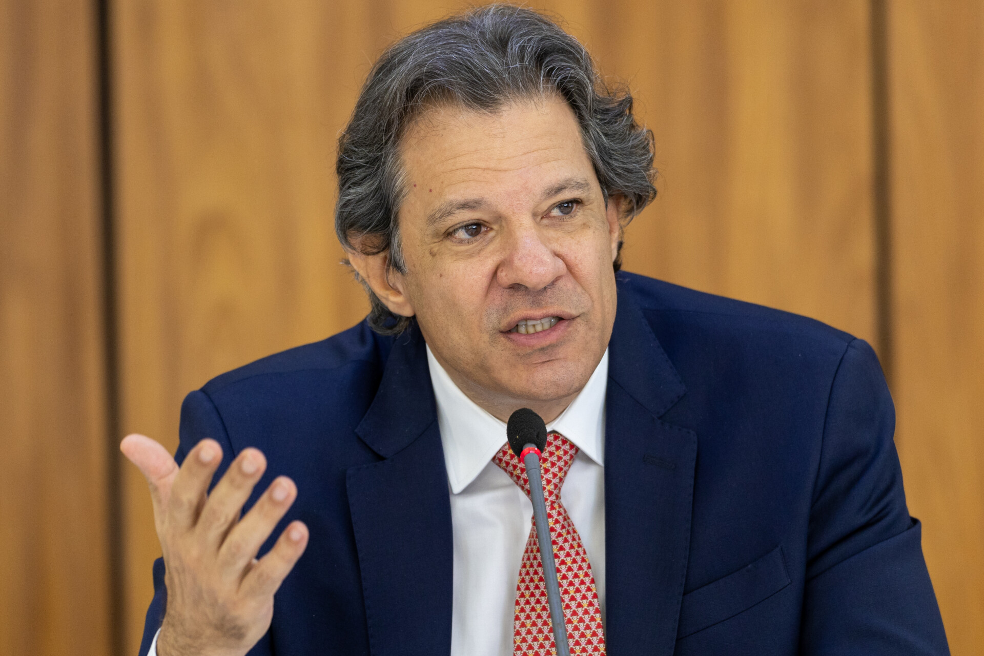 haddad, herança fiscal, guerra comercial, taxação, imposto de renda