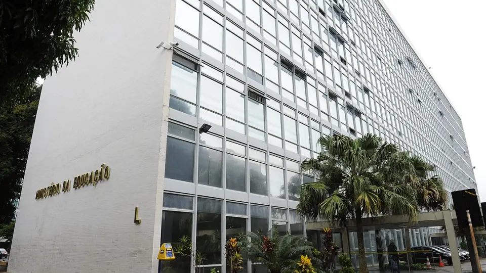Abin tinha sala secreta no MEC com cofres e acesso restrito, diz site