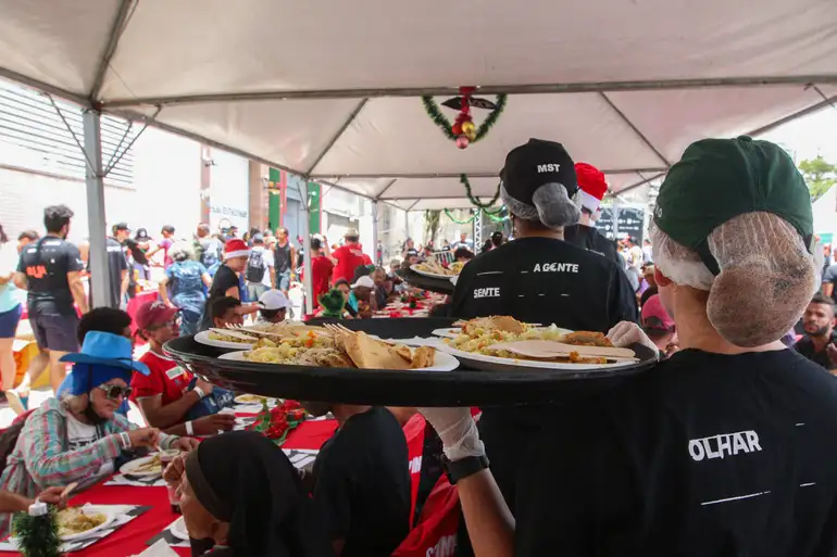 Desperdício no mundo preocupa. Alimentos podem matar a fome de mais de 800 milhões de pessoas (Rovena Rosa/Agência Brasil)