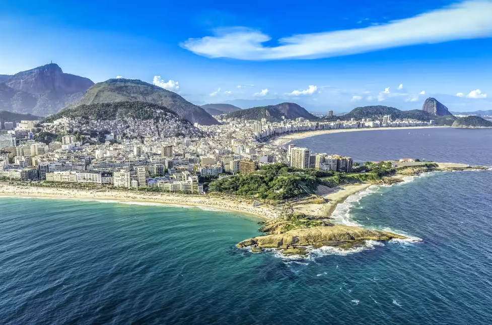 marinha Entre as praias do Diabo e do Leblon, a praia de Ipanema é uma das preferidas entre cariocas e turistas (Foto: Prefeitura do Rio)
