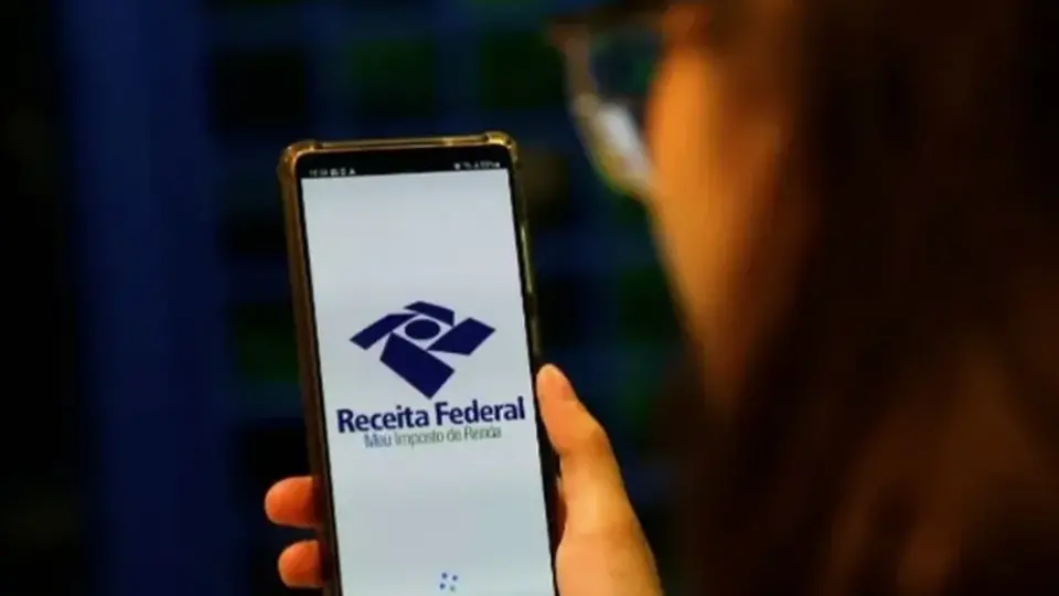 Receita deposita até R$ 1.000 em cashback do IR; veja se você vai receber