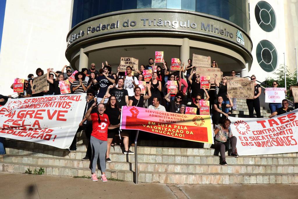 greve Greve na Universidade do Triângulo Mineiro