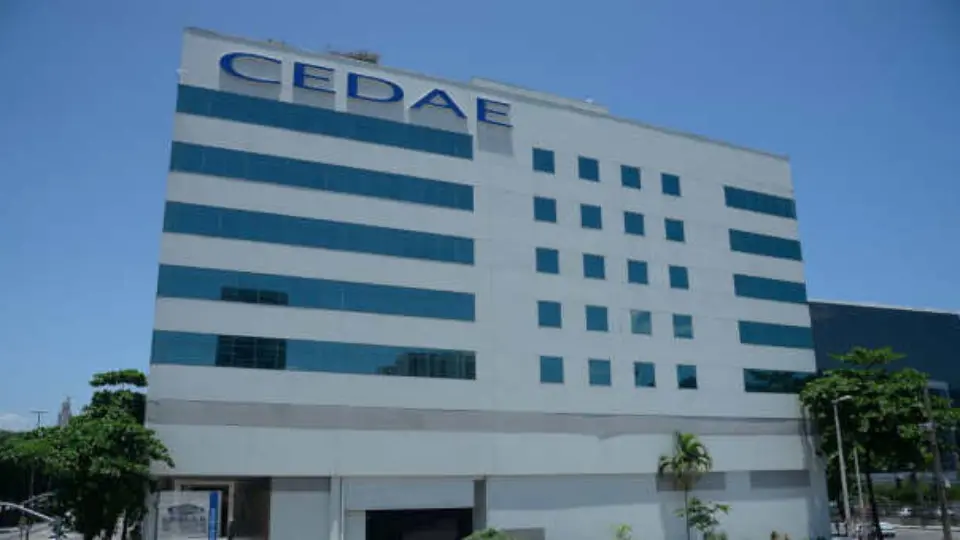 TCE-RJ vai investigar R$ 218 milhões da Cedae aplicados no Banco Master