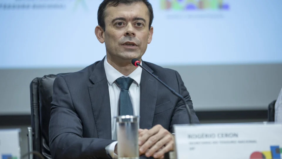 Fraude no INSS: Dinheiro para ressarcir vítimas deve vir do orçamento do órgão; saiba como conseguir o dinheiro de volta