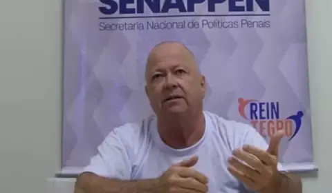 Alexandre de Moraes manda acusado por morte de Marielle para prisão domiciliar