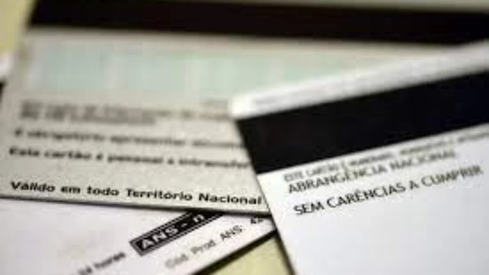 Planos de saúde sobem 327% em 18 anos