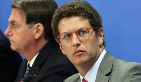 Servidor que depôs contra Salles foi monitorado por Abin paralela