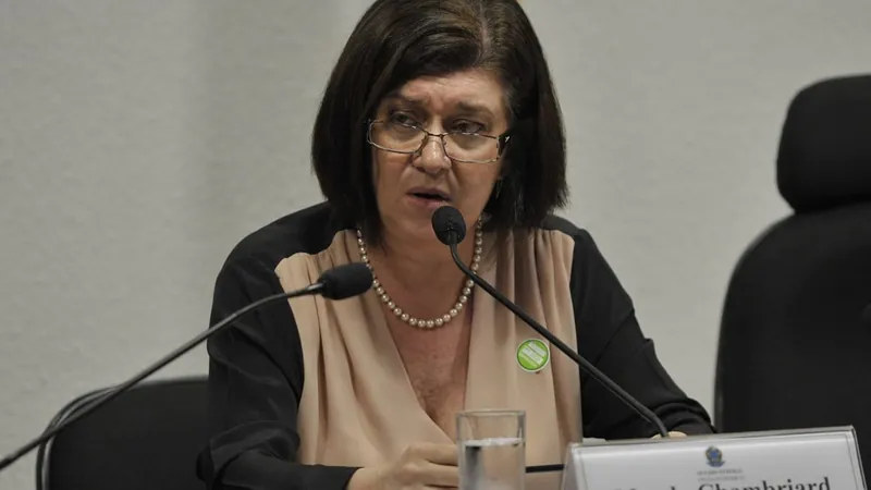 Petrobras avalia aumento da gasolina, mas monitora avanço do etanol no mercado