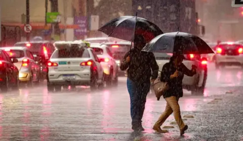 Chuva segue em boa parte do país, com chance de temporais no Sudeste; veja a previsão