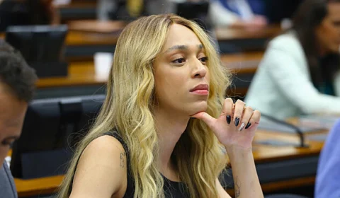 O trabalho (6×1) danifica o homem, a mulher, a família