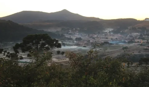 Frio avança no Sul com geada, enquanto chuva forte mantém alerta no Sudeste
