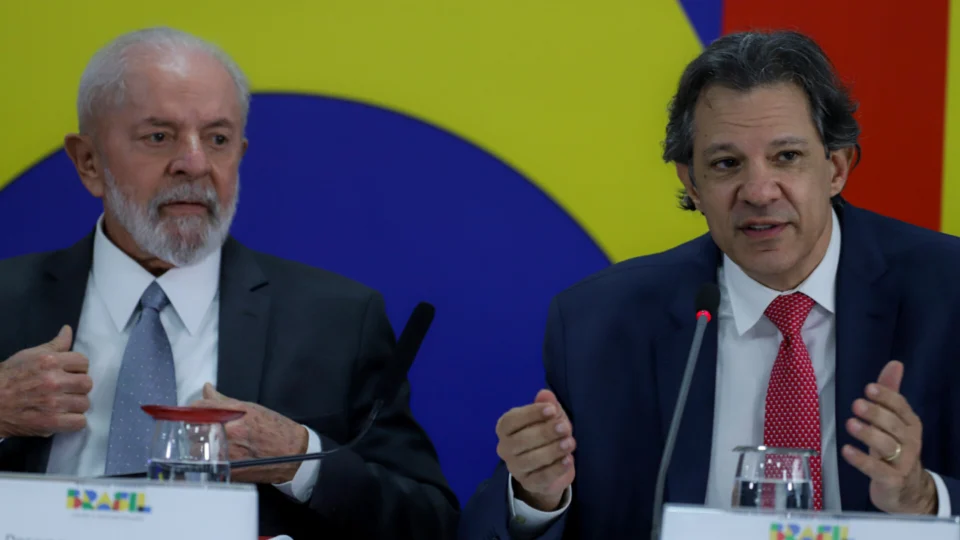 Pesquisa Quaest mostra ‘insatisfação’ do mercado; é uma seita, diz Eduardo Moreira