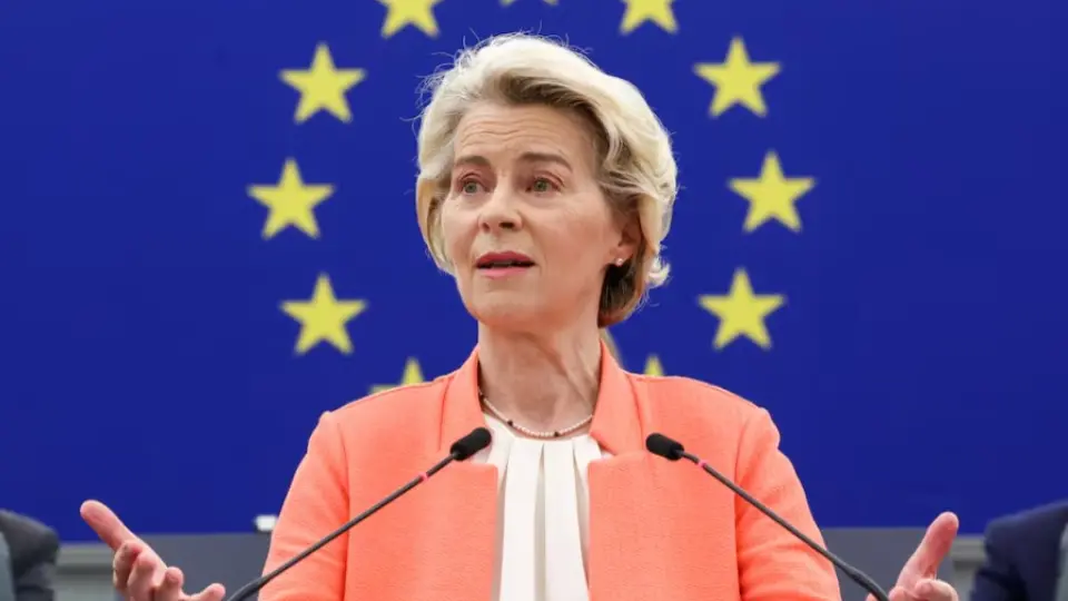 Apesar de avanço da ultradireita, centro mantém liderança no Parlamento Europeu