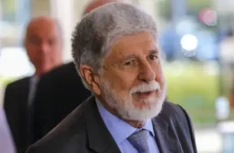 Governo brasileiro diz que espera resultados finais sem declarar vitória de Maduro