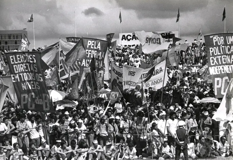 assembleia constituinte Esplanada foi palco de manifestações populares por avanços sociais na Constituição