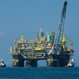 Petróleo sobe mais de 2%, vai a US$ 111 e atinge maior preço desde maio