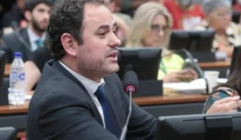 Câmara nunca cassou mandato de deputado por agressão; punição a Glauber seria inédita