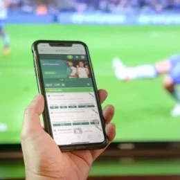 ‘Fim do futebol’: Críticas de torcedores inundam redes dos clubes que são contra restrição a bets