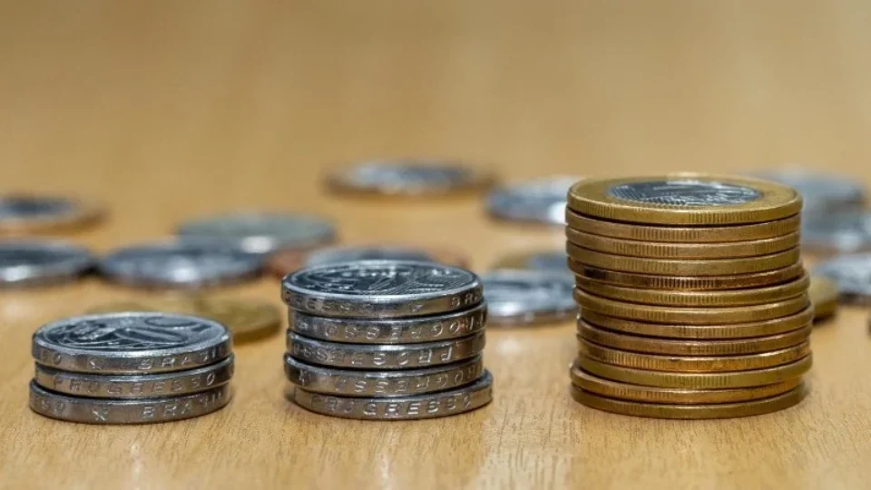 Orçamento 2026: governo propõe meta fiscal com superávit