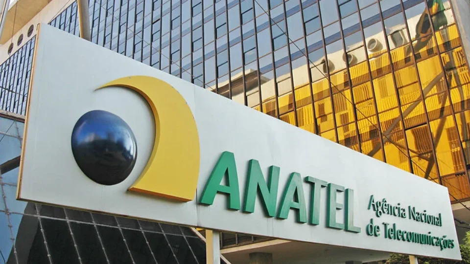 Anatel mira eletrônicos piratas em centros da Shopee, Amazon e Mercado Livre
