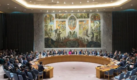 China e Rússia vetam resolução e Conselho da ONU não aprova decisão sobre Ormuz