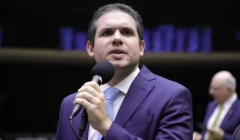 Aliados de Lula criticam Hugo Motta por desvincular 8/1 de tentativa de golpe