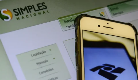 Receita alerta inadimplentes do Simples Nacional sobre parcelas em atraso