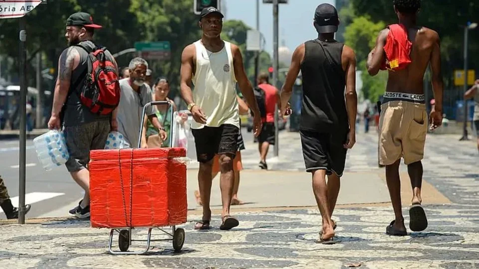 Previsão do tempo: calor avança e temporais atingem parte do país nesta quarta