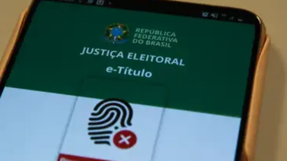 Mais de 5,3 milhões de eleitores terão título cancelado, informa TSE