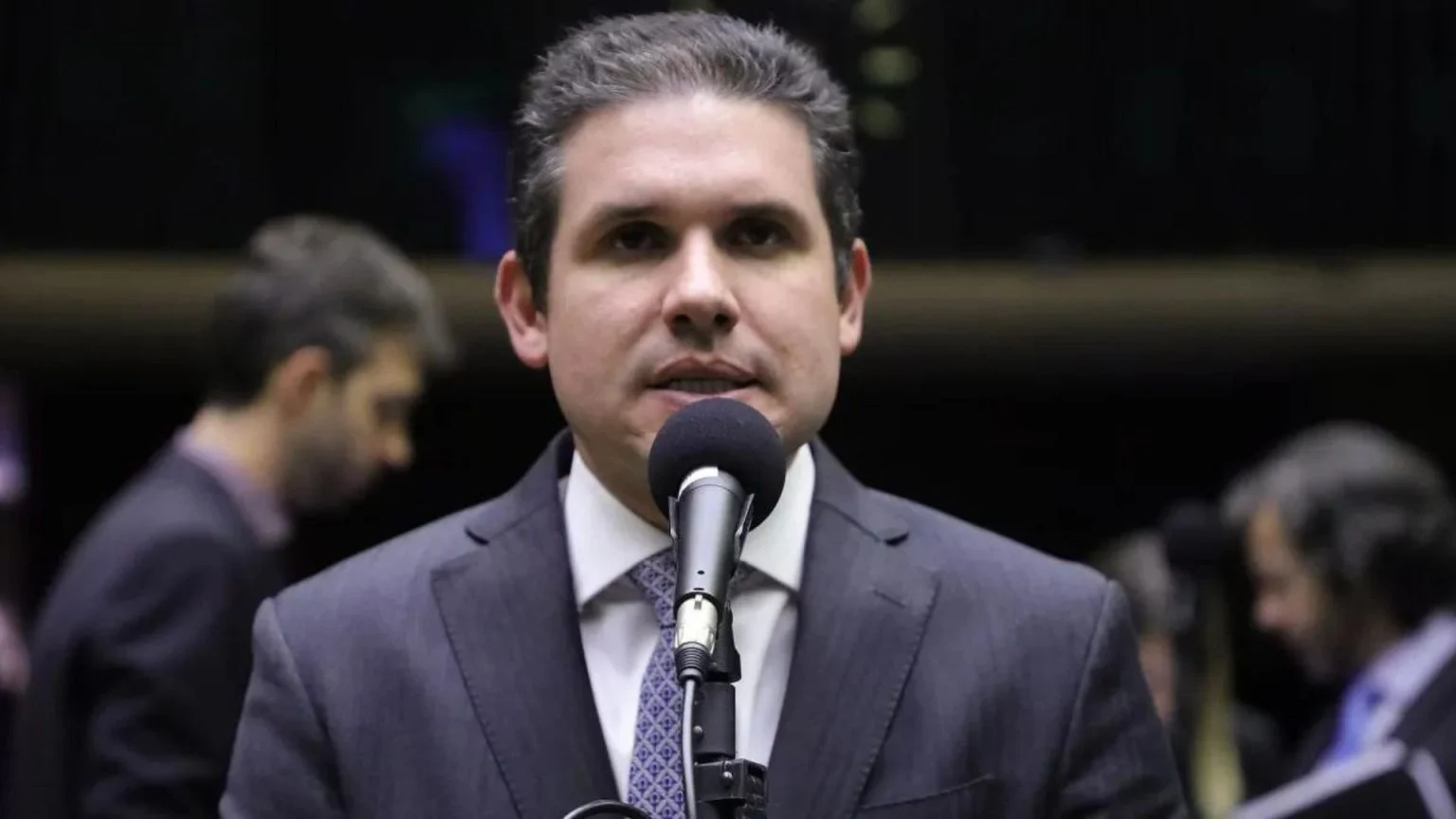 Hugo Motta foi citado em denúncai de extorsão contra Eduardo Cunha