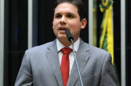 Entidade critica Hugo Motta por travar projeto que atinge sonegadores contumazes