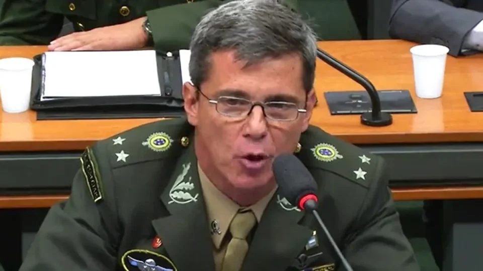 General Mário Fernandes é autorizado a trabalhar na prisão por tentativa de golpe