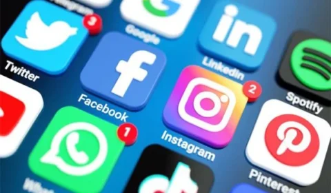 Câmara da Austrália aprova projeto que proíbe redes sociais para jovens