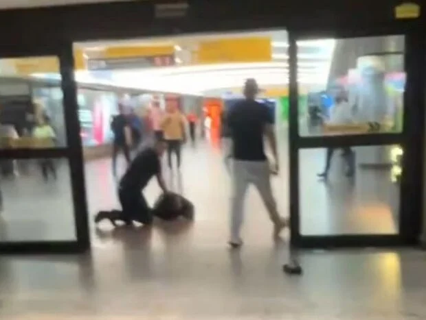Polícia