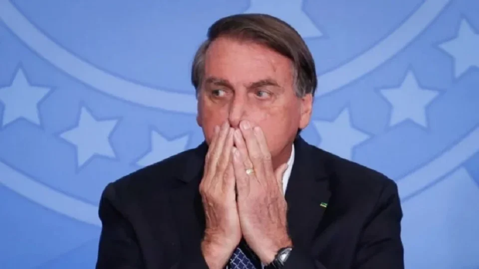 Políticos reagem à ação da PF contra Jair Bolsonaro