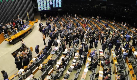Especialistas apontam que emendas parlamentares criam ‘rede de favores’