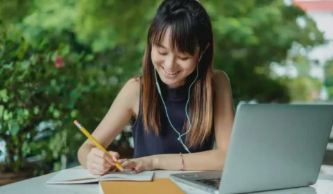 Veja 7 opções de cursos de tecnologia gratuitos para fazer em 2025