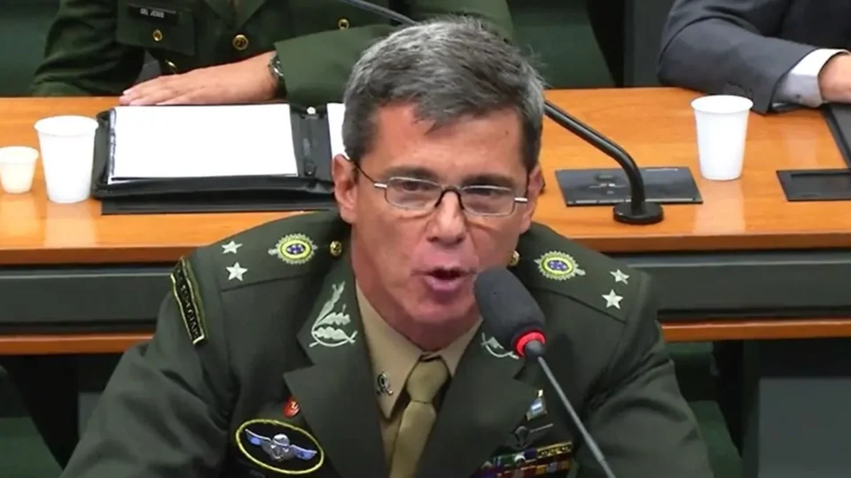 General apontado pela PGR como criador do plano de assassinatos no golpe fala no STF