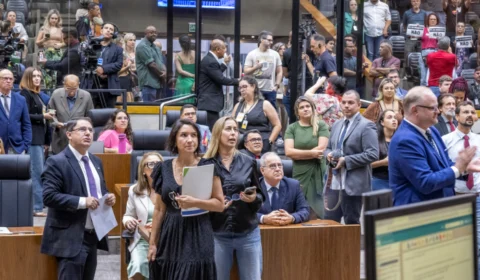 Vereadores de Porto Alegre aprovam projeto de ‘escola sem partido’