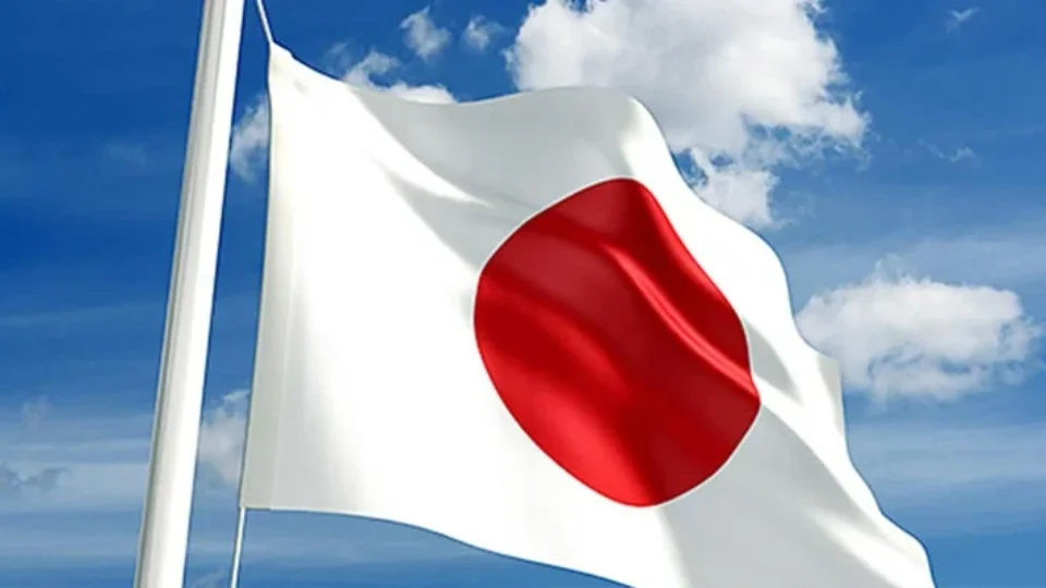 EUA e Japão fecham acordo estratégico para minerais críticos e terras raras