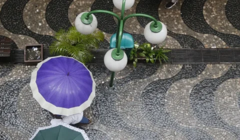 Previsão do tempo: variação climática leva chuva, sol e calor extremo pelo país