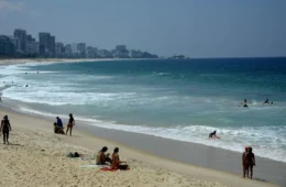 CCJ do Senado retoma votação PEC das praias nesta semana