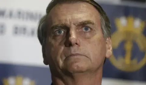 PGR denuncia Bolsonaro por tentativa de golpe