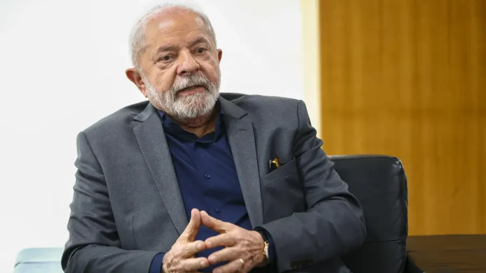Lula lamenta mortes ocorridas durante acidente em Minas Gerais